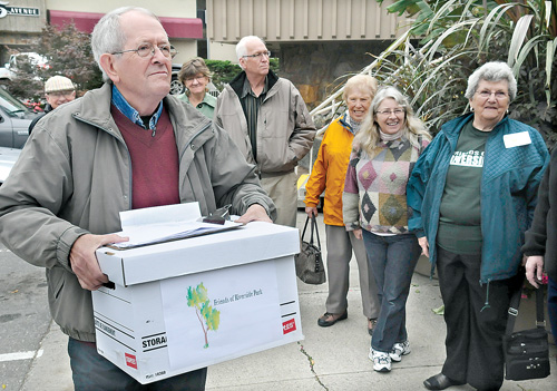 12OCT11-PARKADE PETITION1