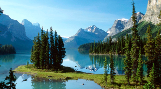 Seriously, wouldn't you want to tweet this? (Parks Canada