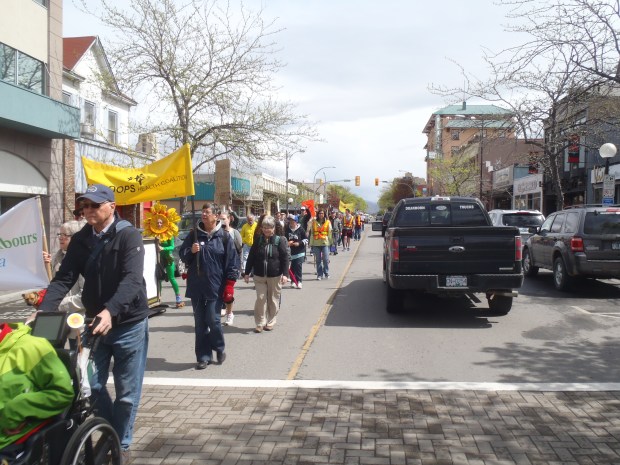 Walk for Peace moves down Victoria Street.