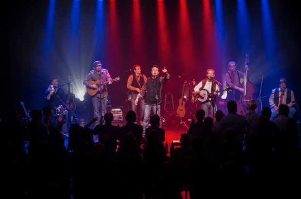 Le Bal a l'huile will play at Kamloops Francophone event Saturday.