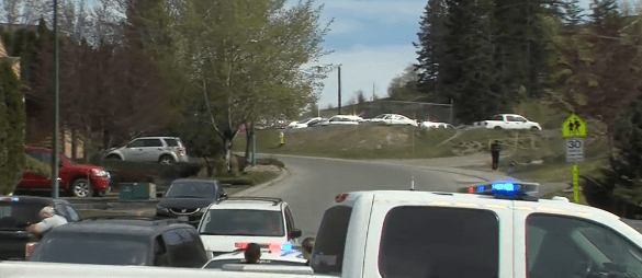 Scene during Summit elementary lockdown (CFJC Twitter photo)