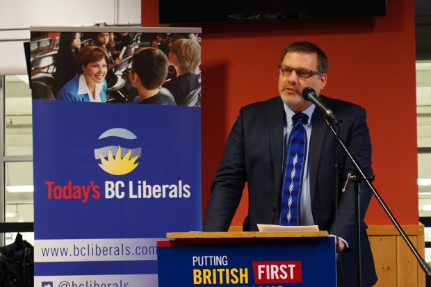 Peter Milobar speaks to BC Liberal supports Saturday. 