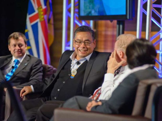 Chief Shane Gottfriedson (centre).