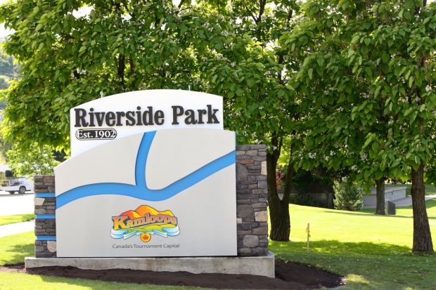 riversidepark-sign